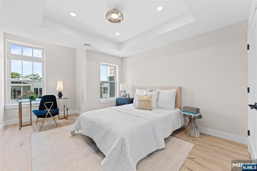 188 Broadway 1. Woodcliff Lake, NJ 07677