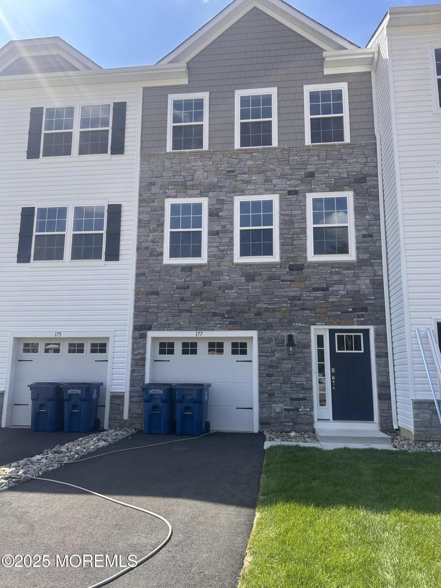 177 Mantoloking Drive. Jackson, NJ 08527