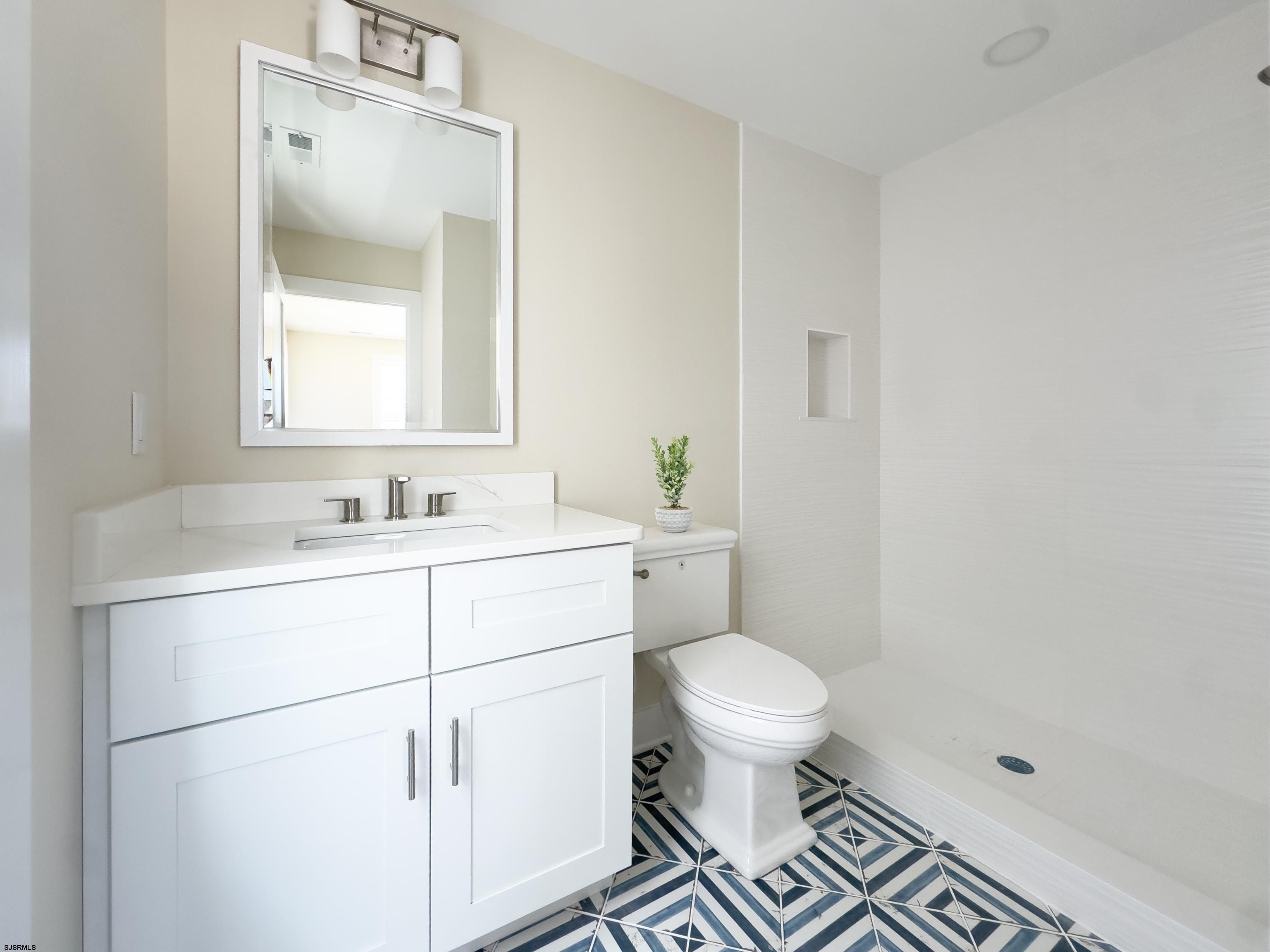 303 Lafayette Pl Blvd. Brigantine, NJ 08203