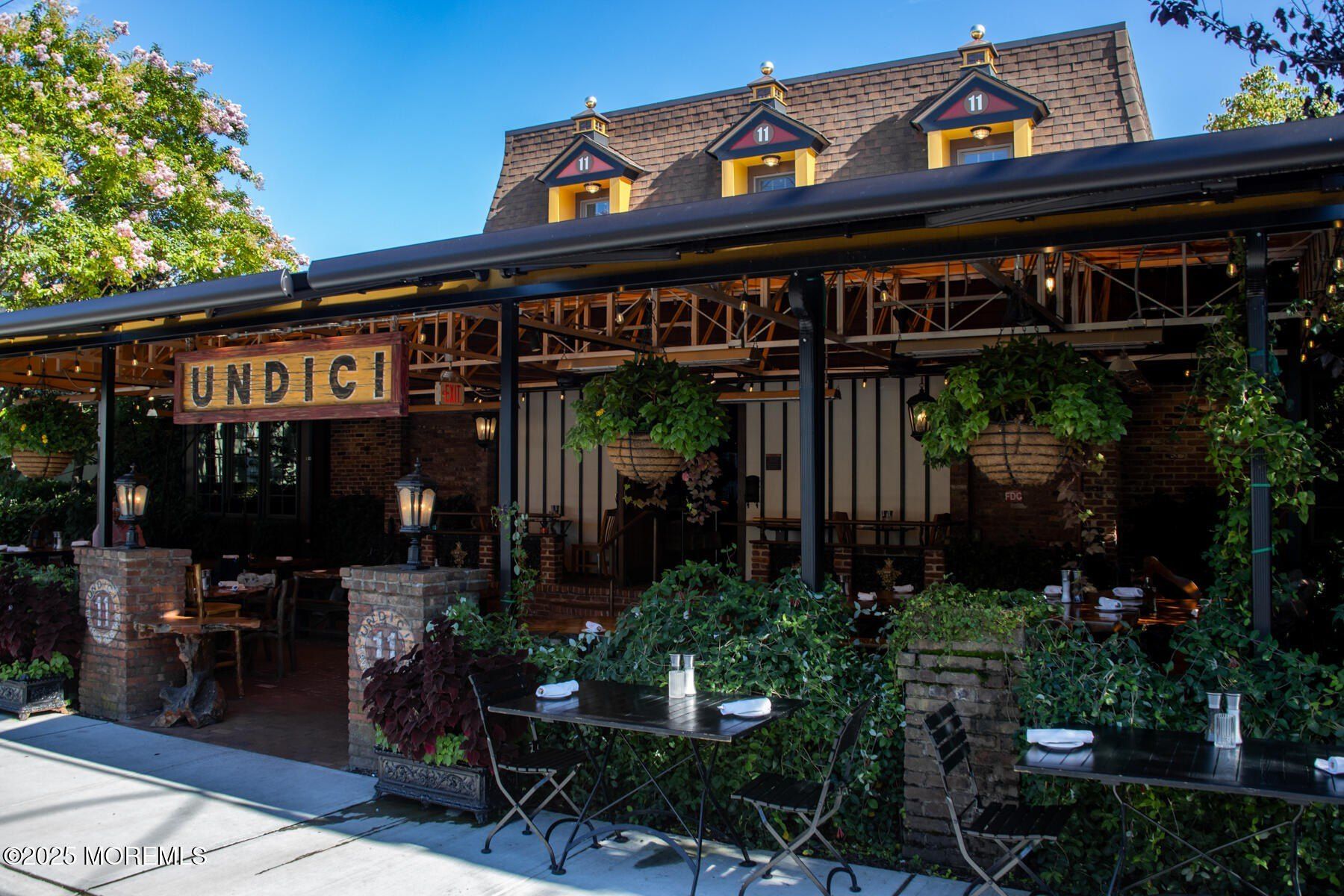 3 Black Point Horseshoe Street. Rumson, NJ 07760