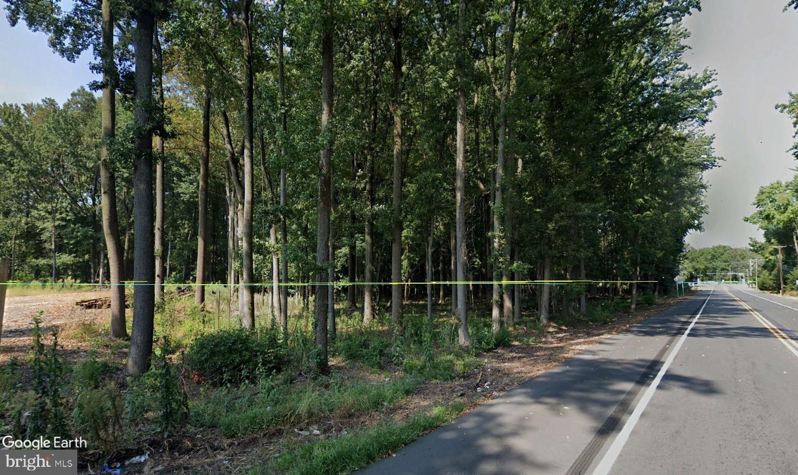 308 Hawks Bridge. Penns Grove, NJ 08069