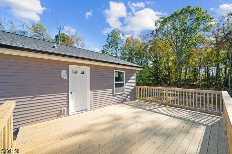 15 Bills Ln. Montague, NJ 07827