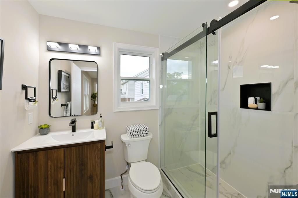 476 Innes Road. Wood Ridge, NJ 07075