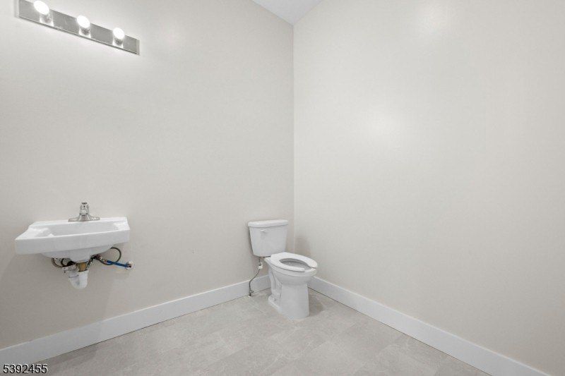 54 56 2Nd St. Elizabethport, NJ 07206