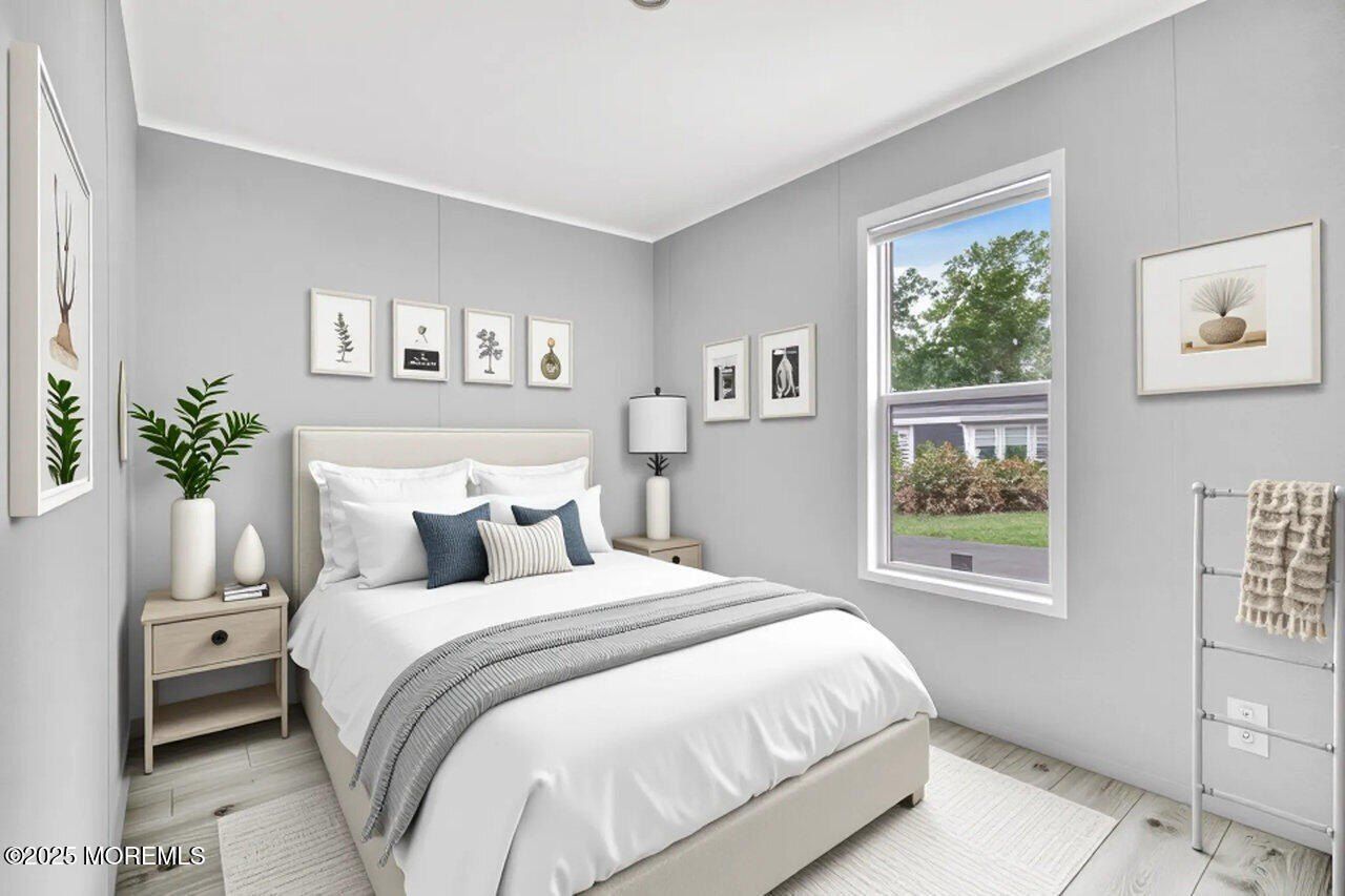 512 Spruce Street. Robbinsville, NJ 08691