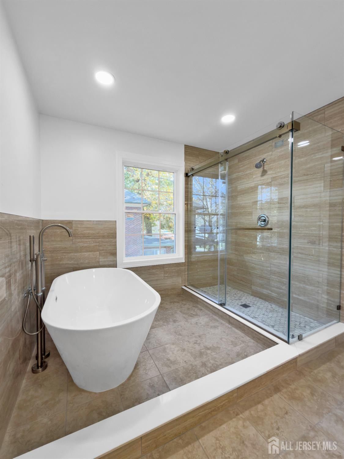 210 Corliss Avenue. Phillipsburg, NJ 08865