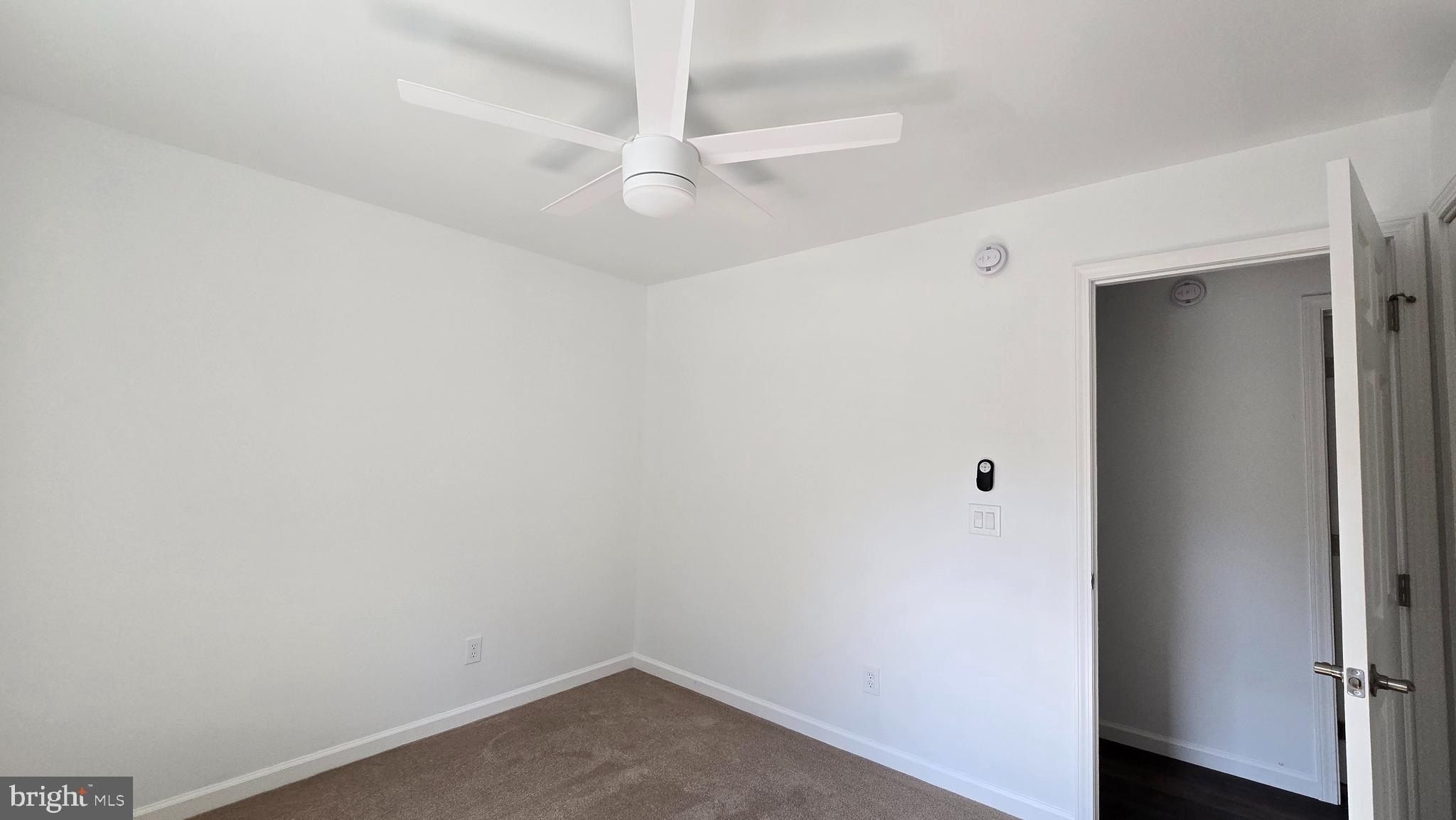 653 Weymouth Road. Buena, NJ 08310