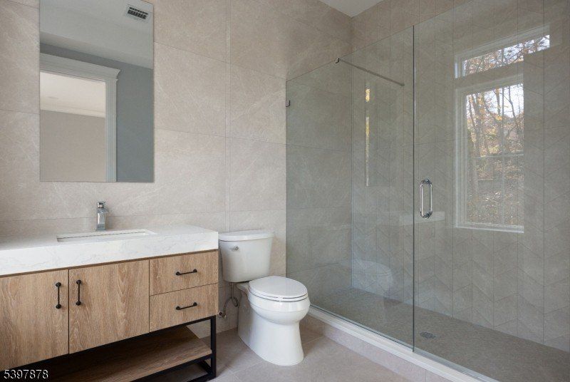 468 Lydecker St. Englewood, NJ 07631