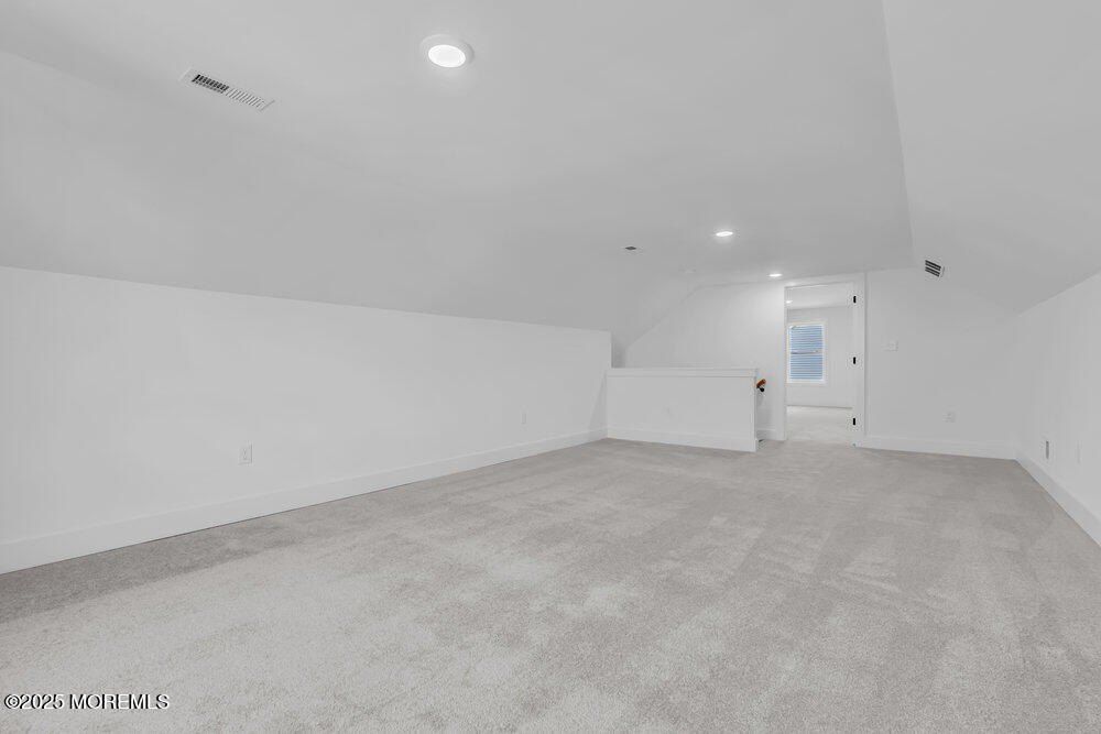 122 Arch Way. Toms River, NJ 08755