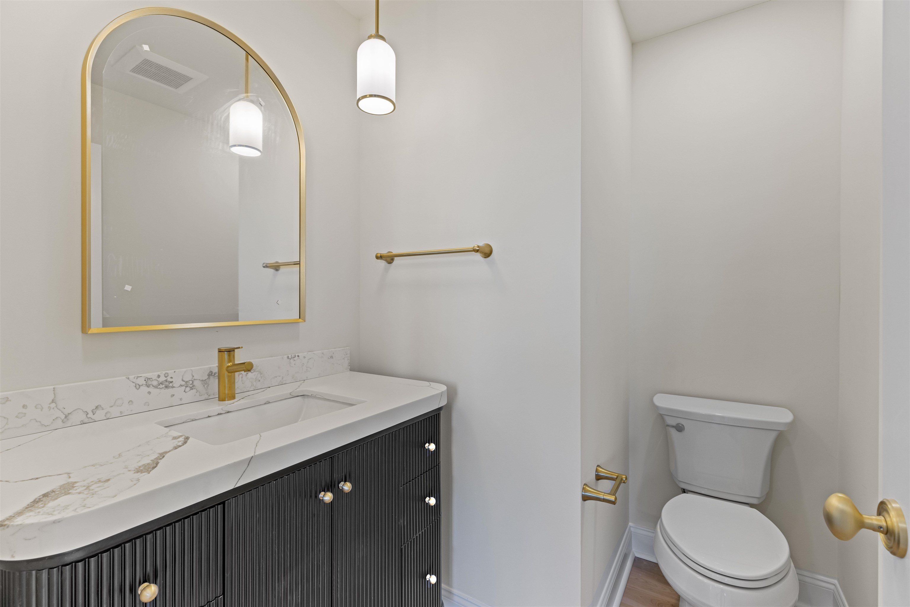 101 Sunset. West Cape May, NJ 08204