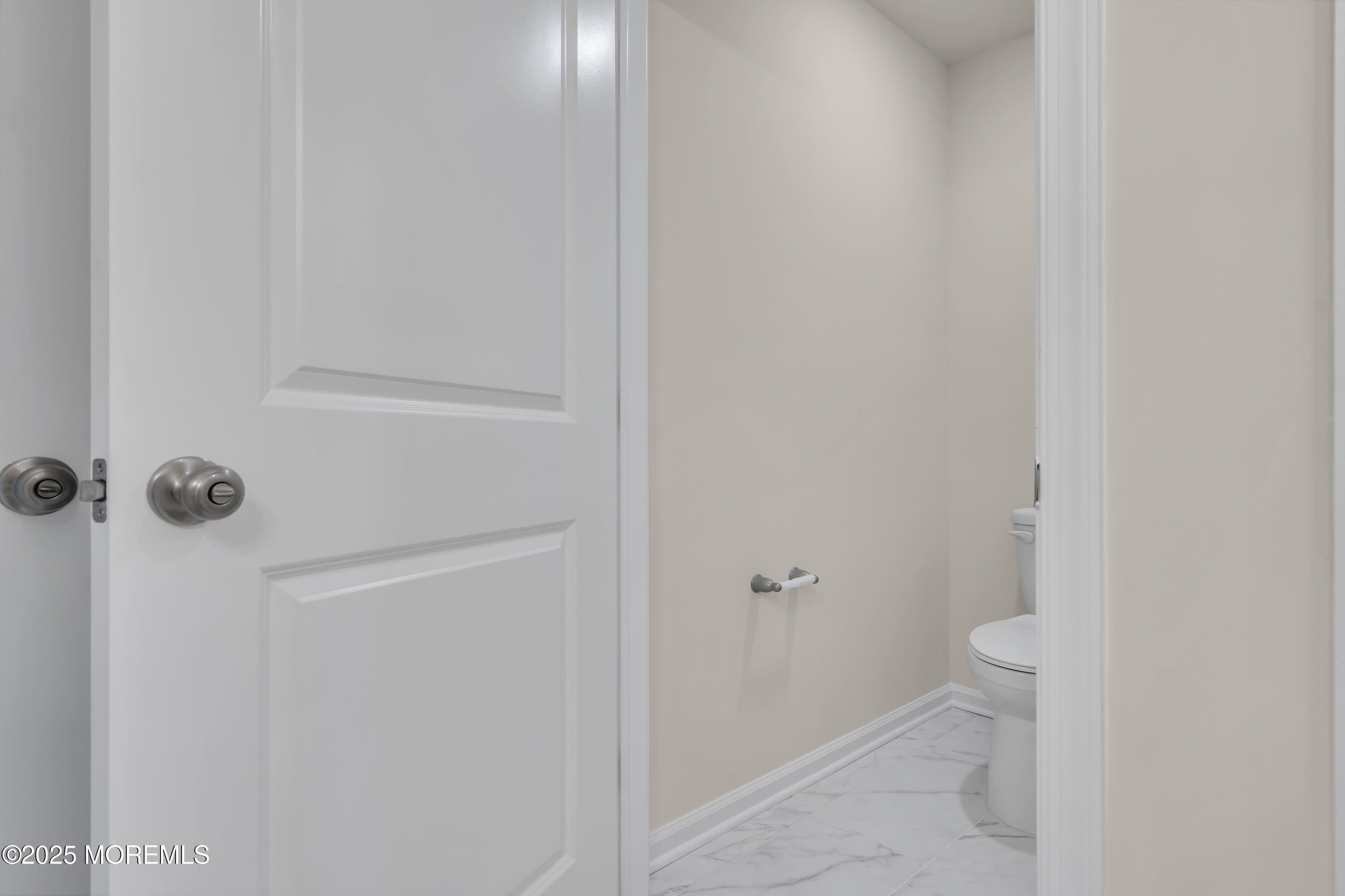 233 Mantoloking Drive. Jackson, NJ 08527