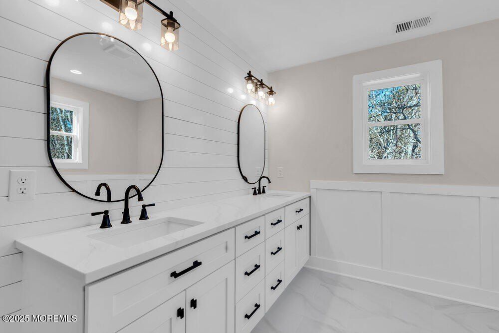 293 Trenton Avenue N. Bayville, NJ 08721