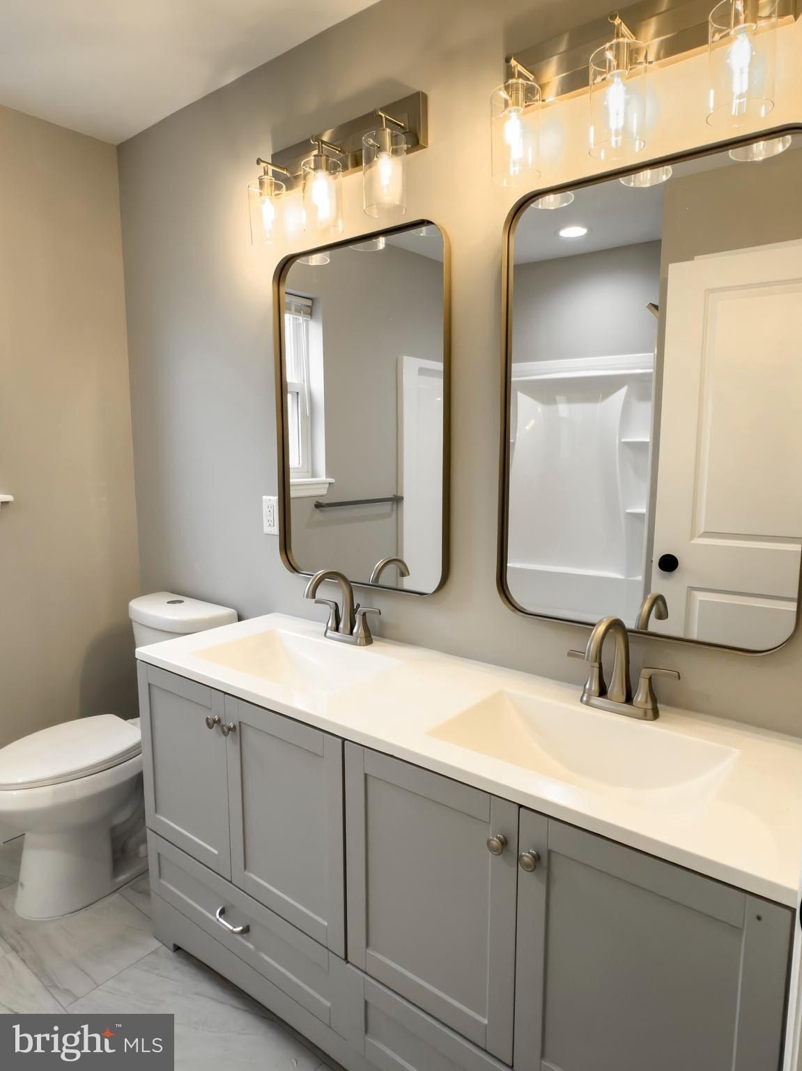 702 Delaware Ave. Riverside, NJ 08075