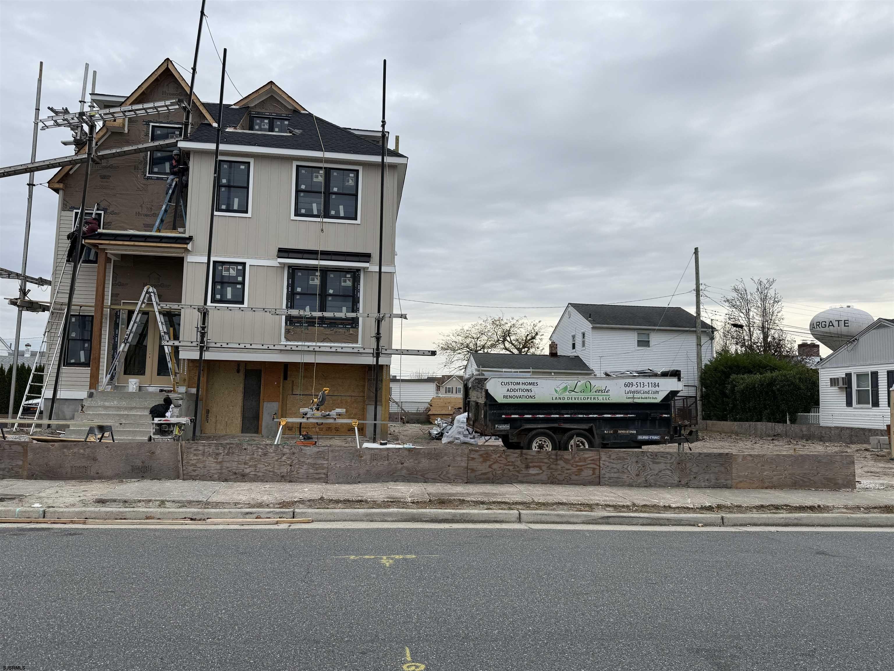 323 N Huntington Ave. Margate, NJ 08402