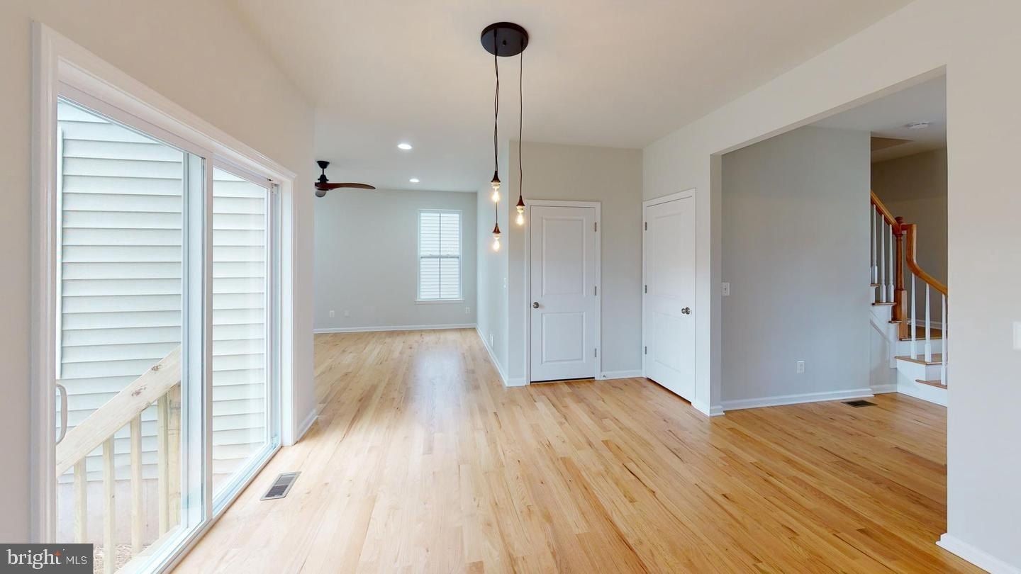 11 Hempstead Rd. Hamilton, NJ 08610