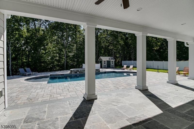 1 Juniper Pointe Trail. Dunellen, NJ 08812