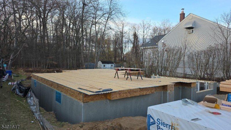 263 Lake Shore Dr. Lake Hiawatha, NJ 07034