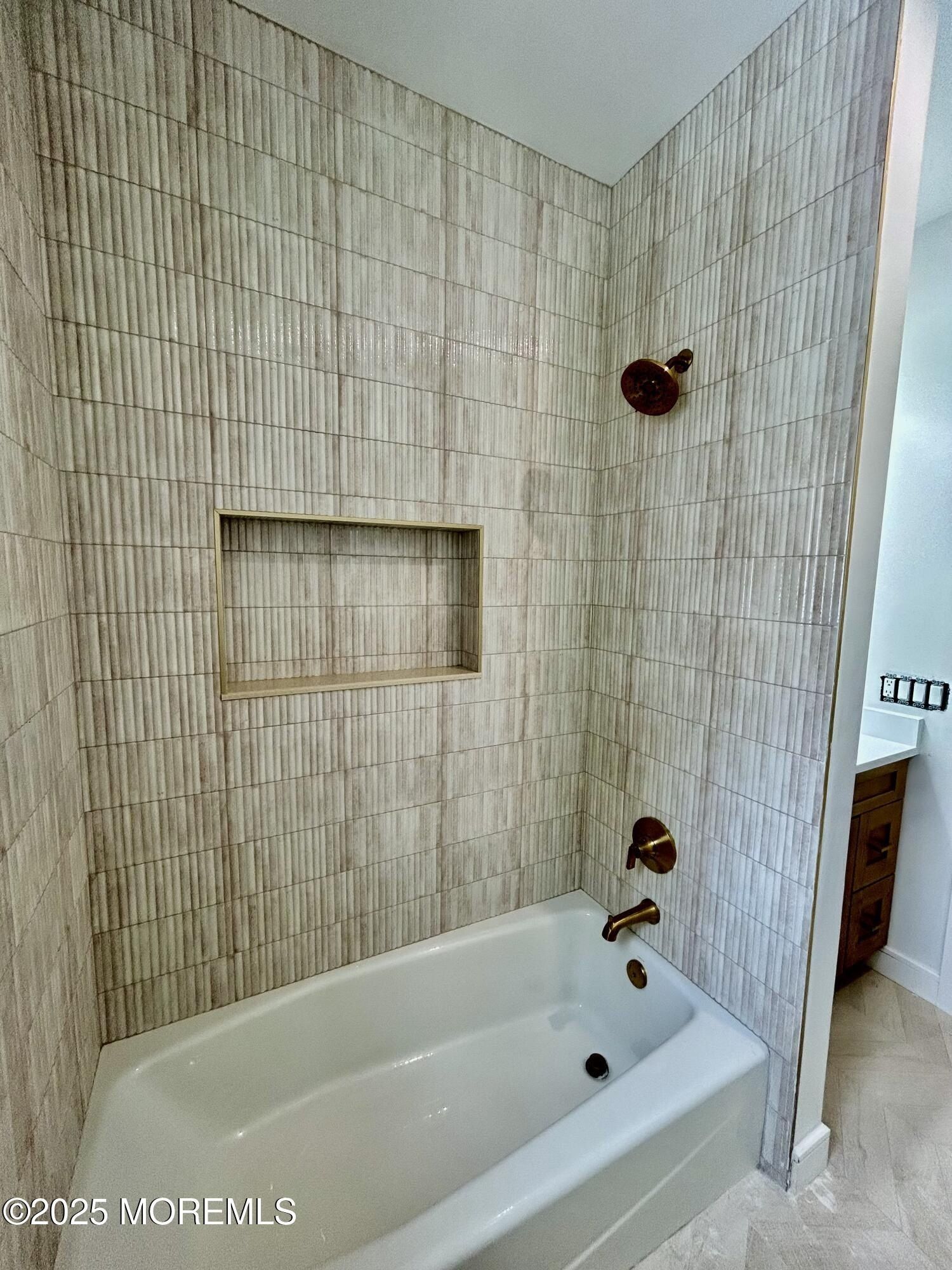 65 Knox Avenue. Cliffside Park, NJ 07010