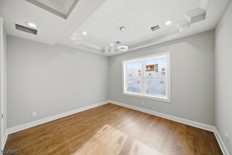 10 Buena Rd. Parsippany, NJ 07054