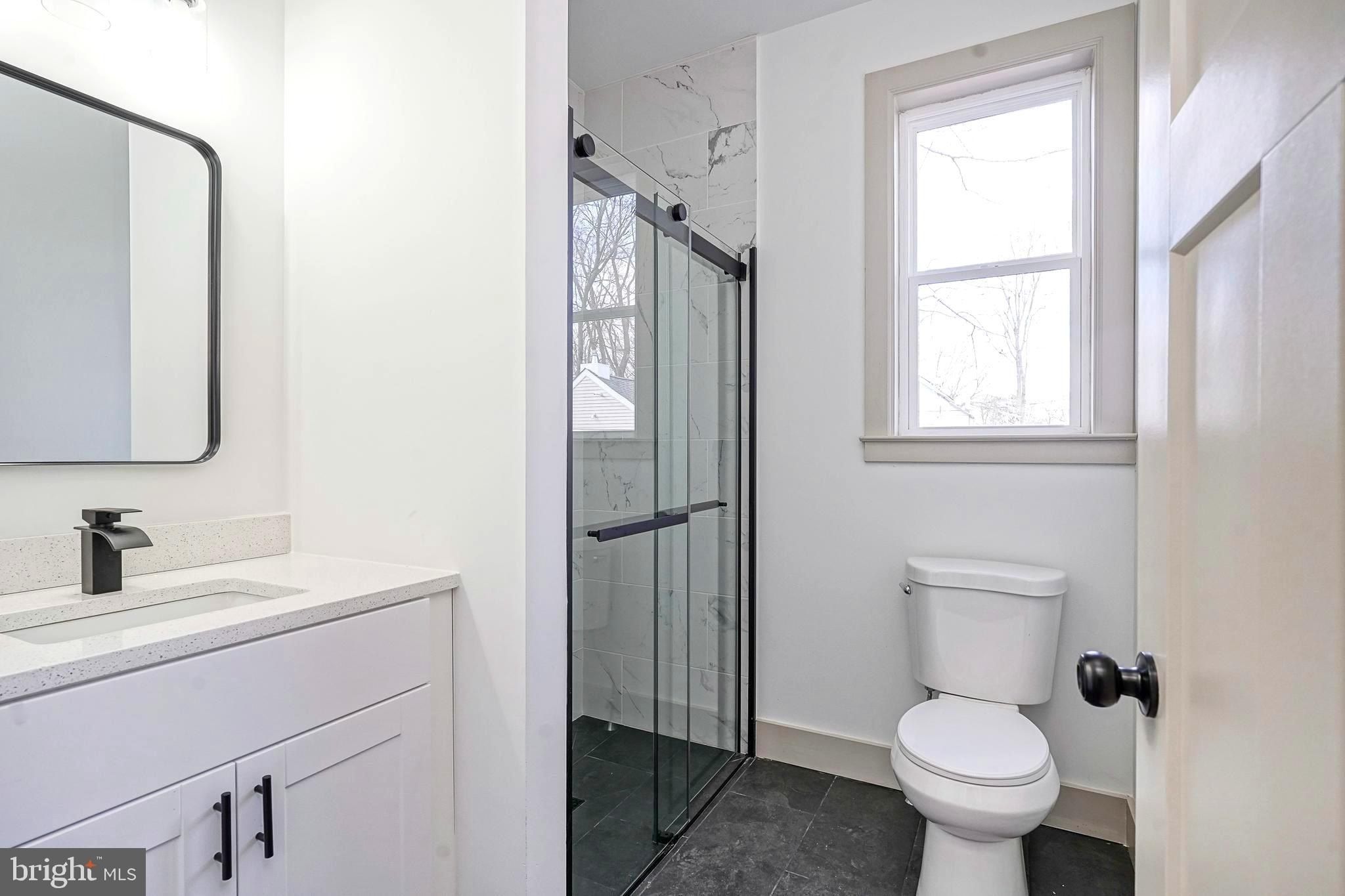 308 Oak Street. Williamstown, NJ 08094