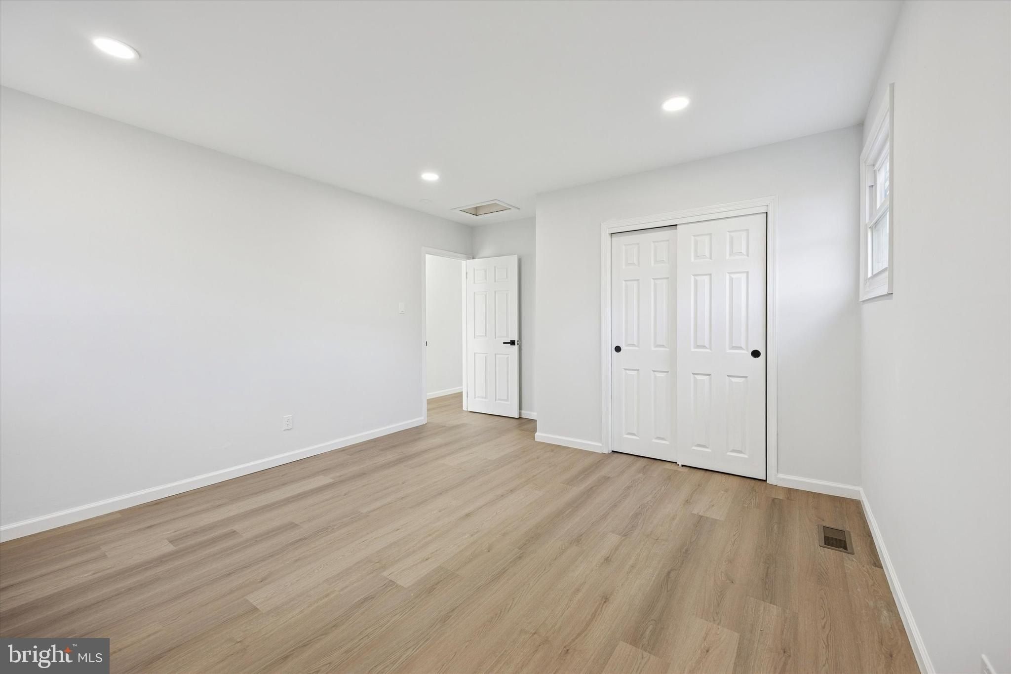 5 S Syracuse Drive. Cherry Hill, NJ 08034