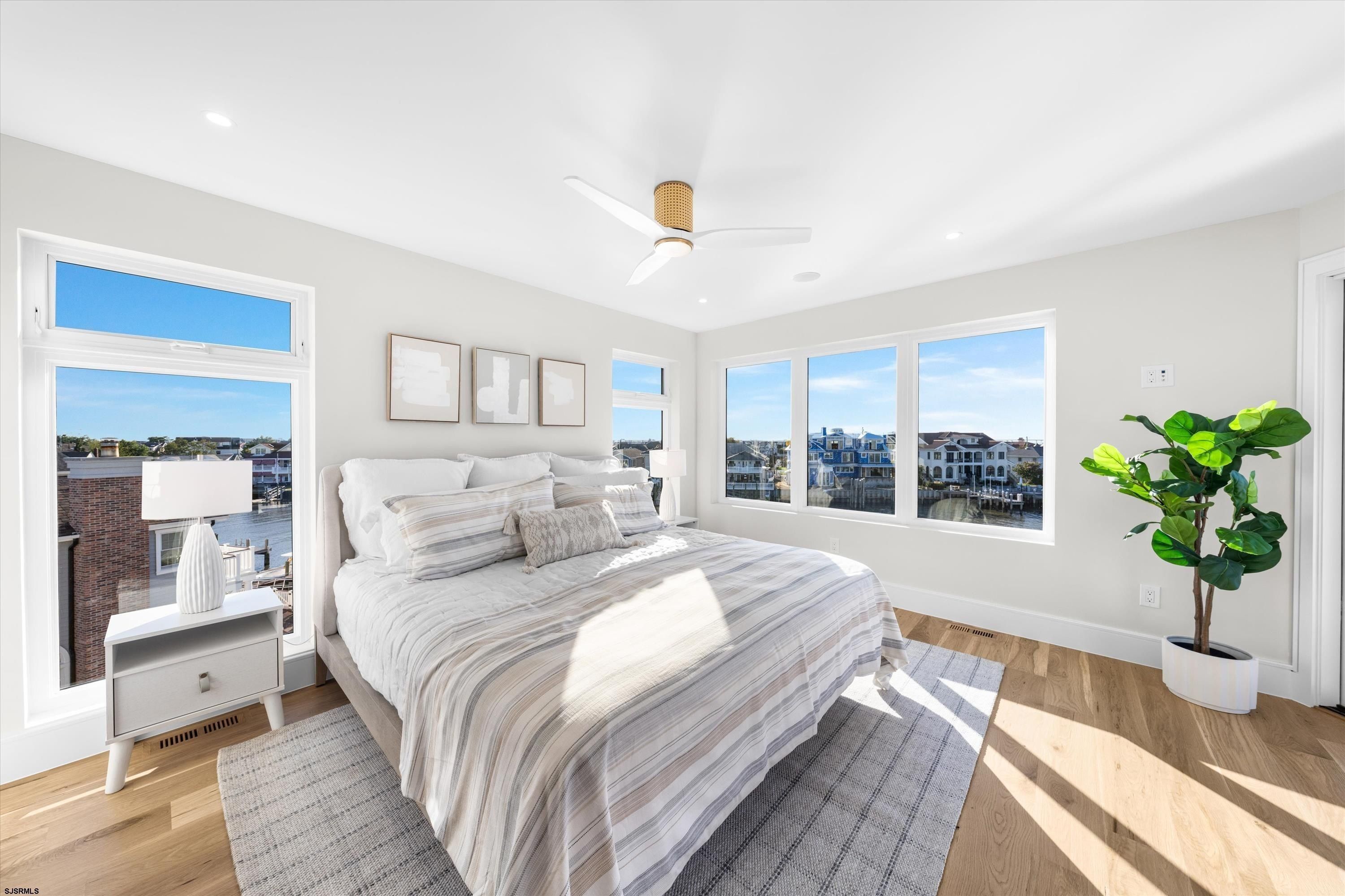 233 W 17Th St. Ocean City, NJ 08226