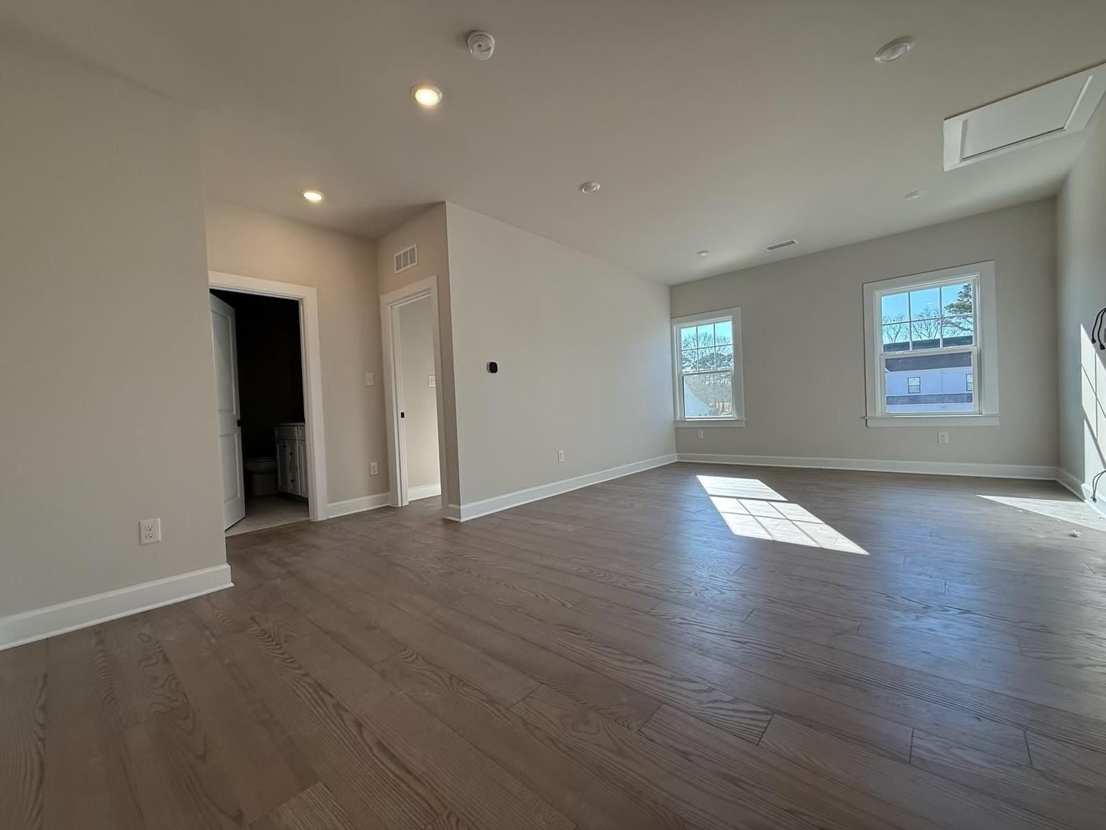 206 Muirhead. Cape May Court House, NJ 08210