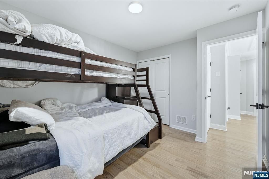 15 Rector Avenue 2. Woodbridge, NJ 07095