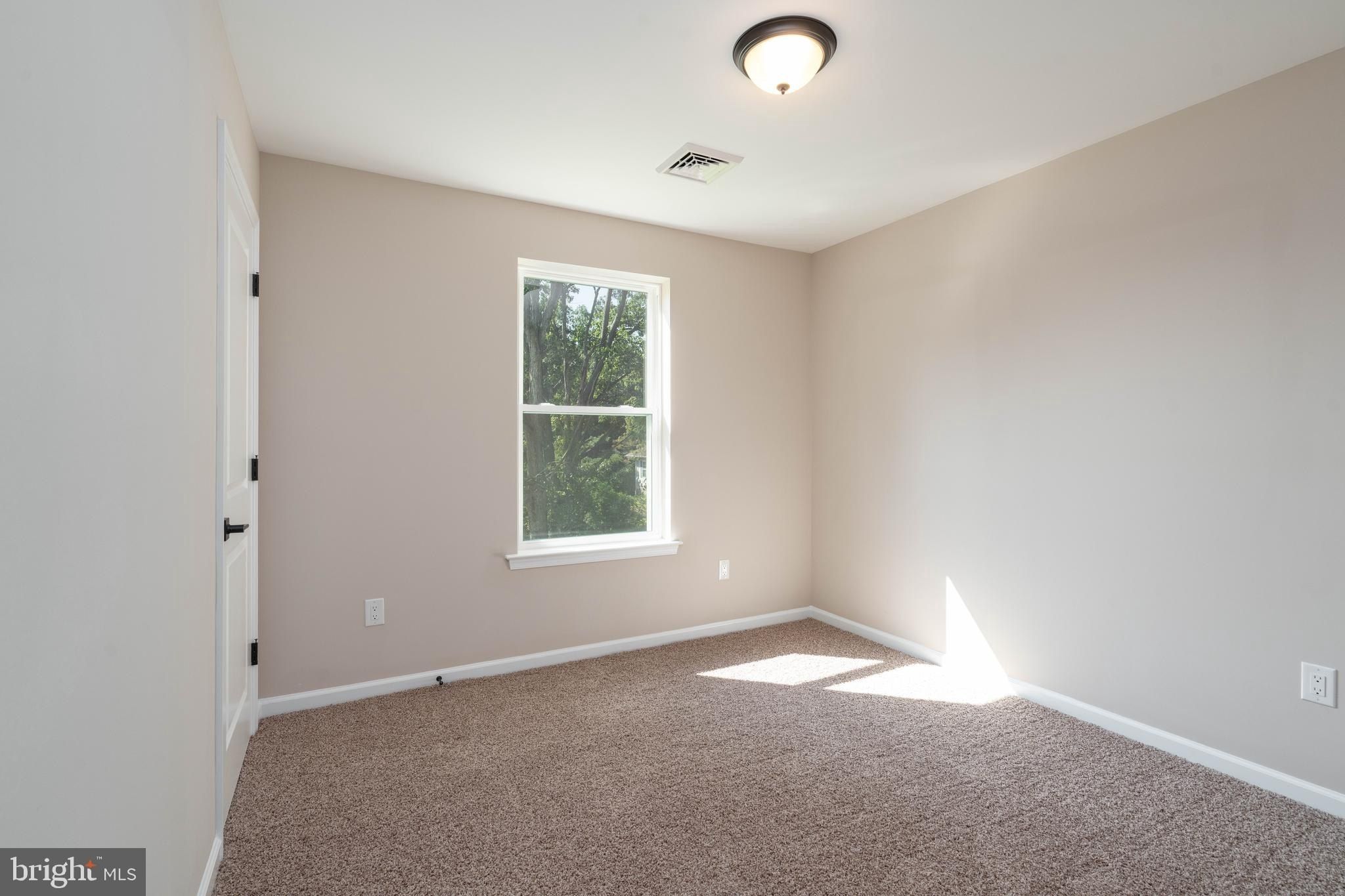 209 Stotesbury Avenue. Newfield, NJ 08344