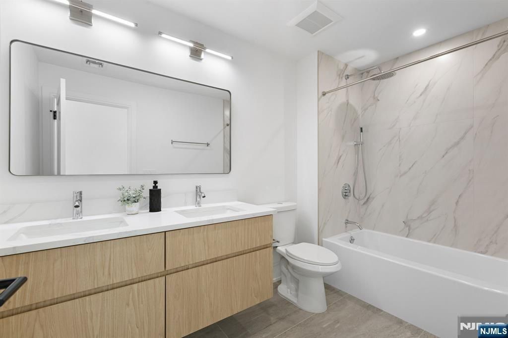 36 Hampshire Hill Road. Upper Saddle River, NJ 07458