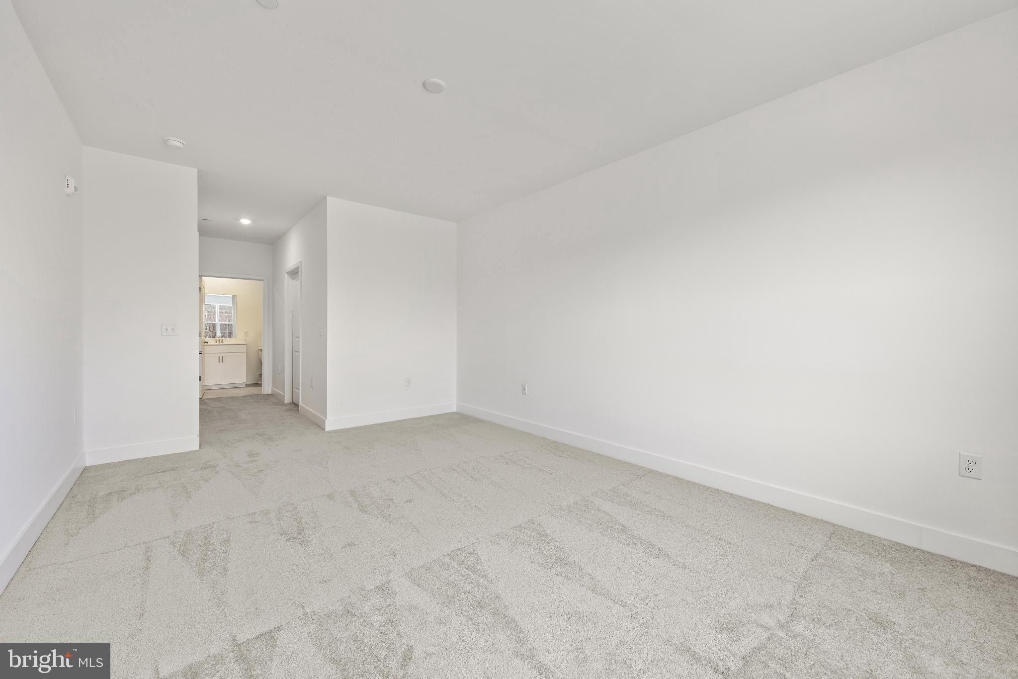 Radford. Monroe Township, NJ 08831