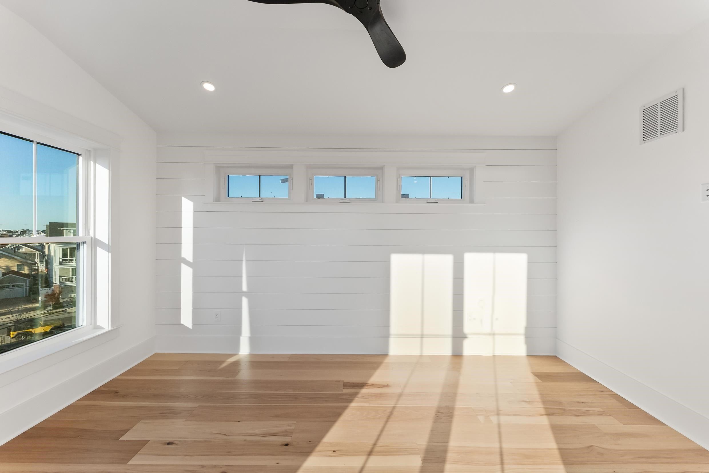 Gardens. Ocean City, NJ 08226