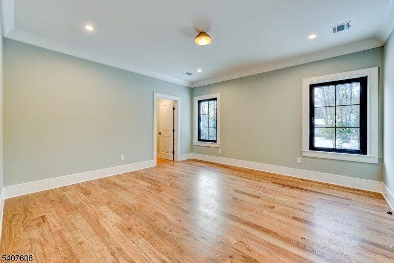 2087 Dogwood Dr. Scotch Plains, NJ 07076