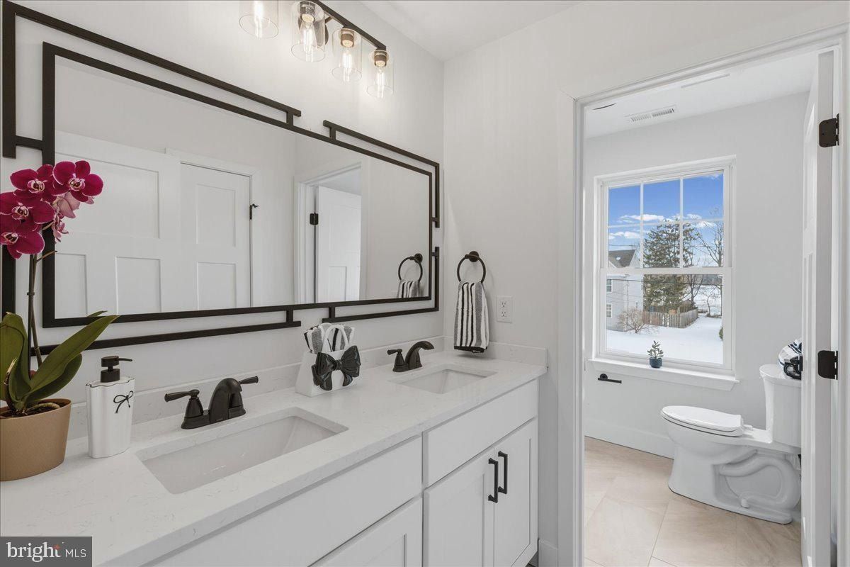 918 Olive Street. Burlington, NJ 08016