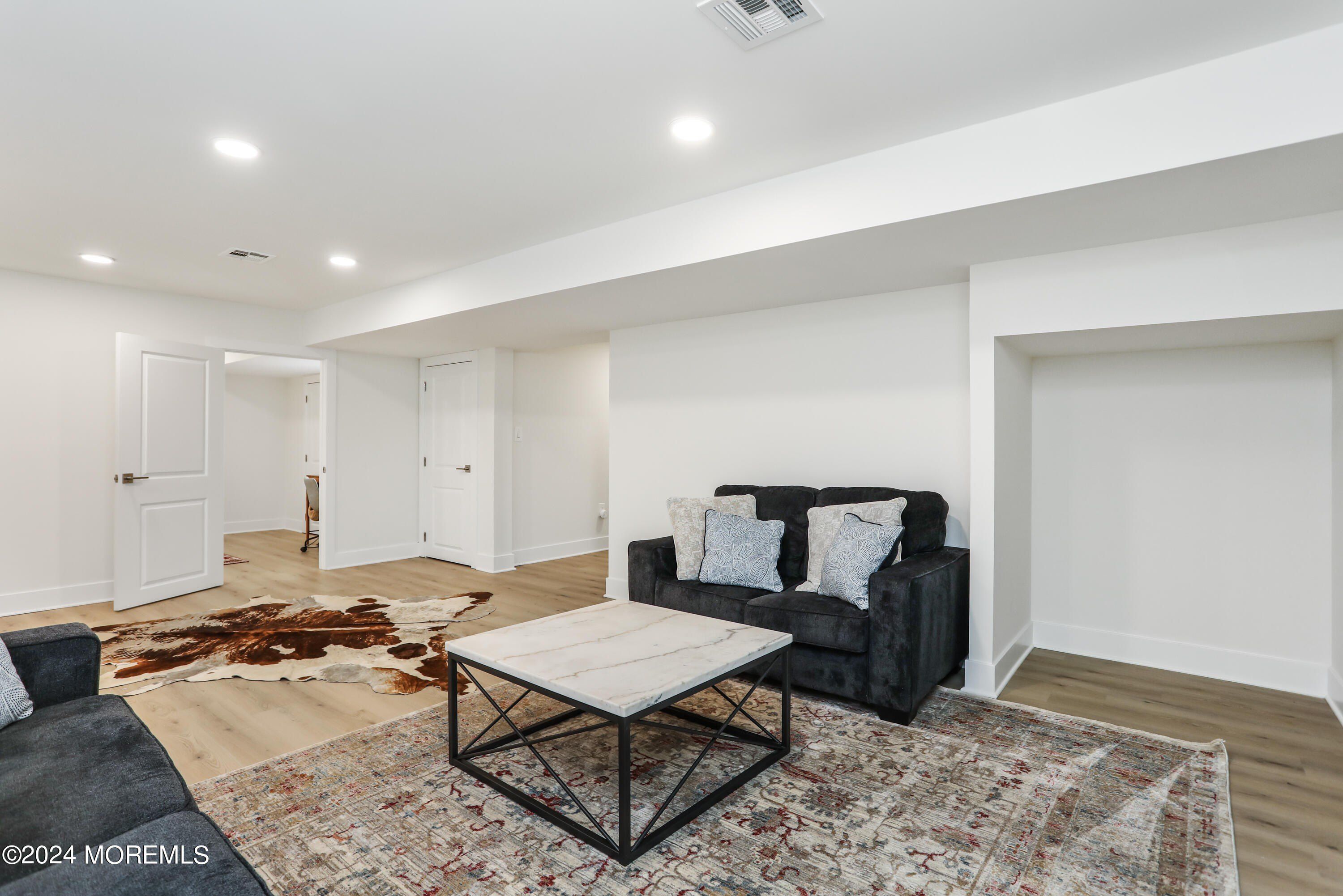 140 Curtis Place. Manasquan, NJ 08736