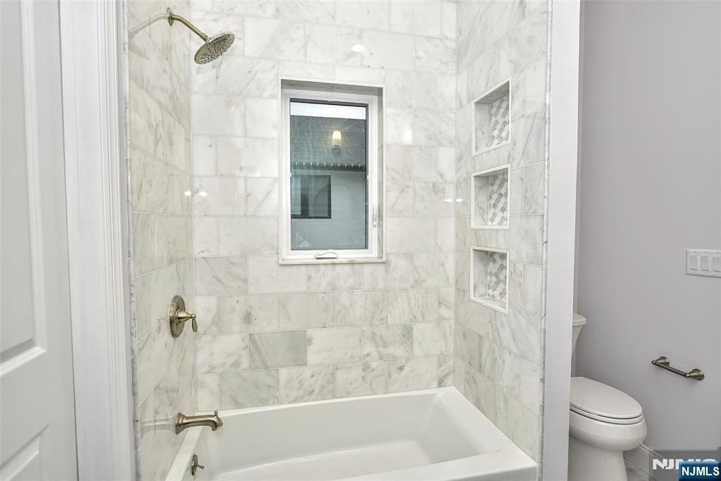 903 5Th Street. Fair Lawn, NJ 07410