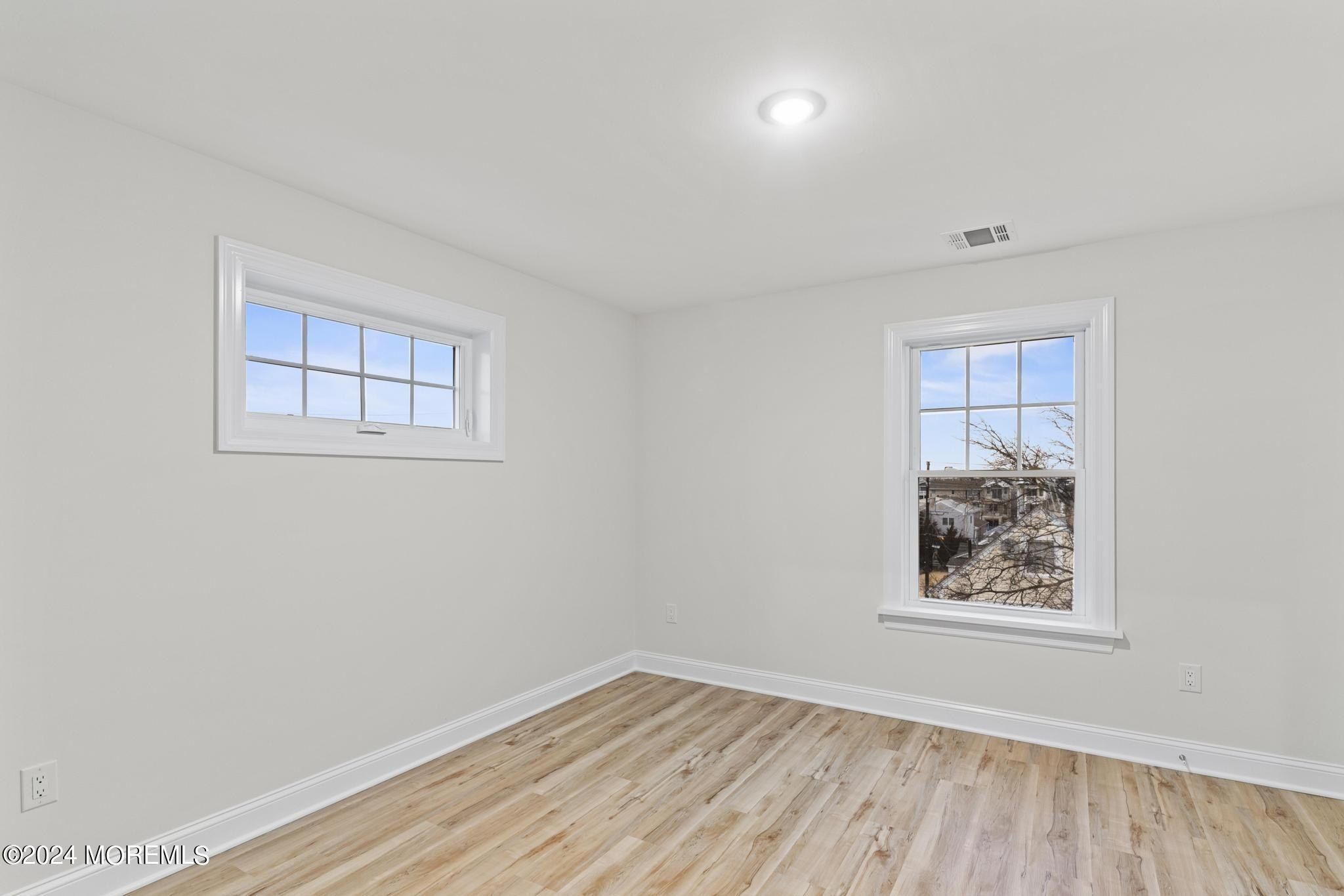 322 Lincoln Avenue. Seaside Heights, NJ 08751