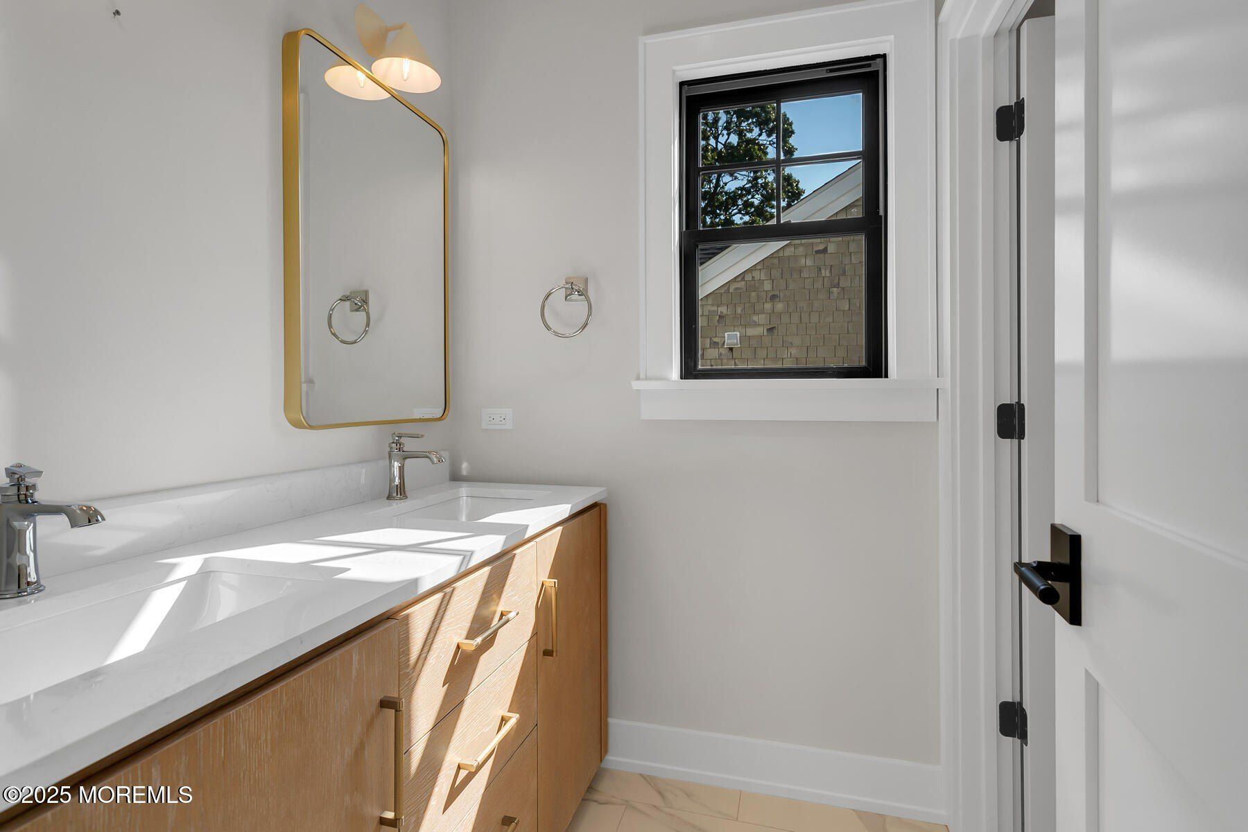 121 Black Point Road. Rumson, NJ 07760