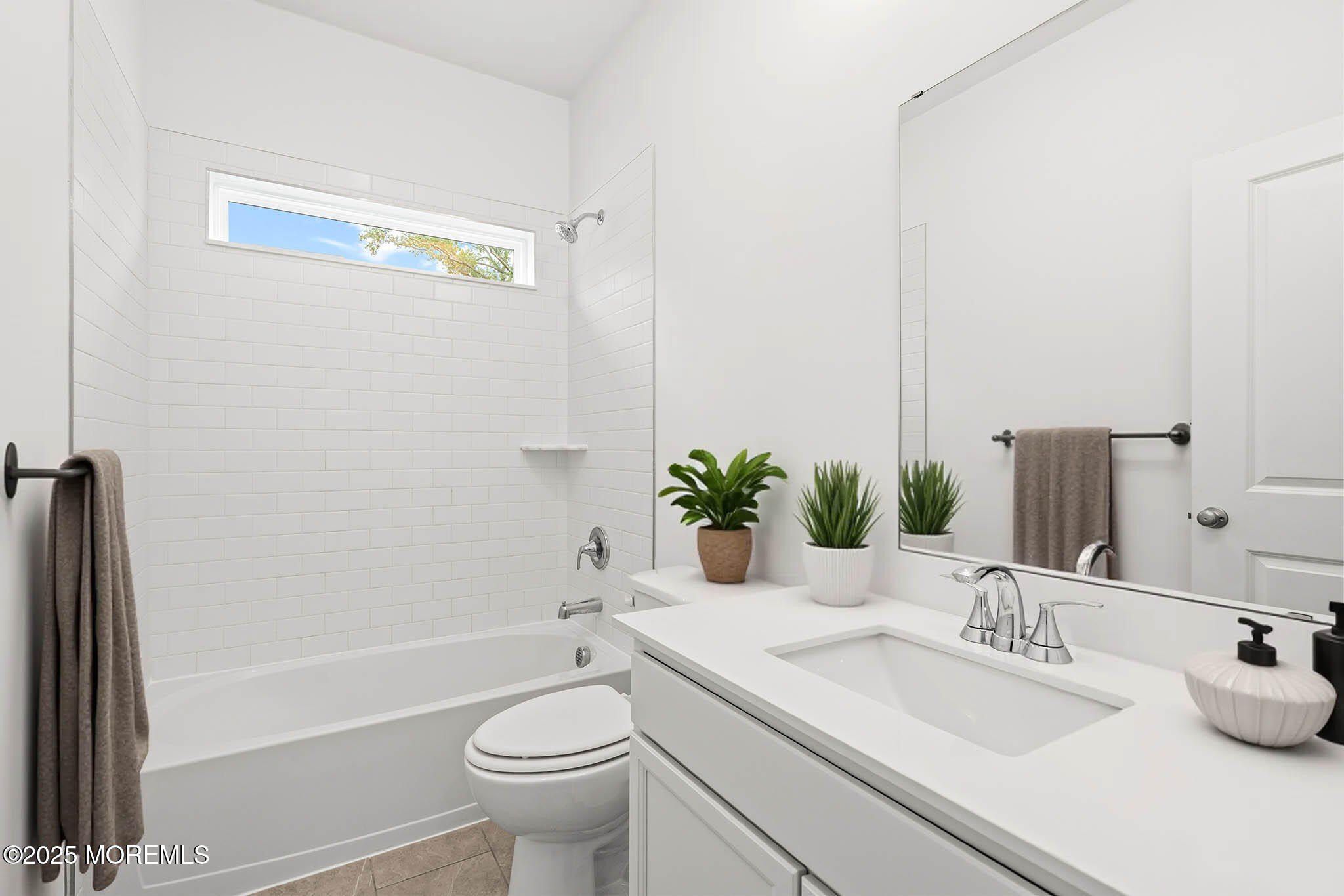 4 Carlisle Court. Howell, NJ 07731