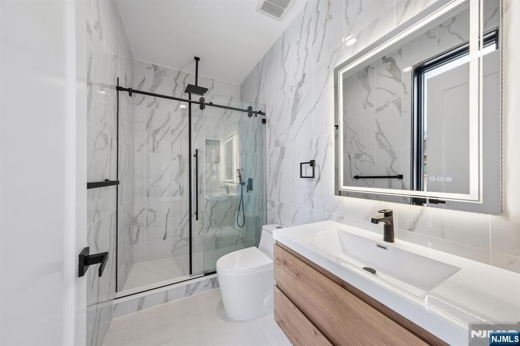 43 Grove Street. Tenafly, NJ 07670