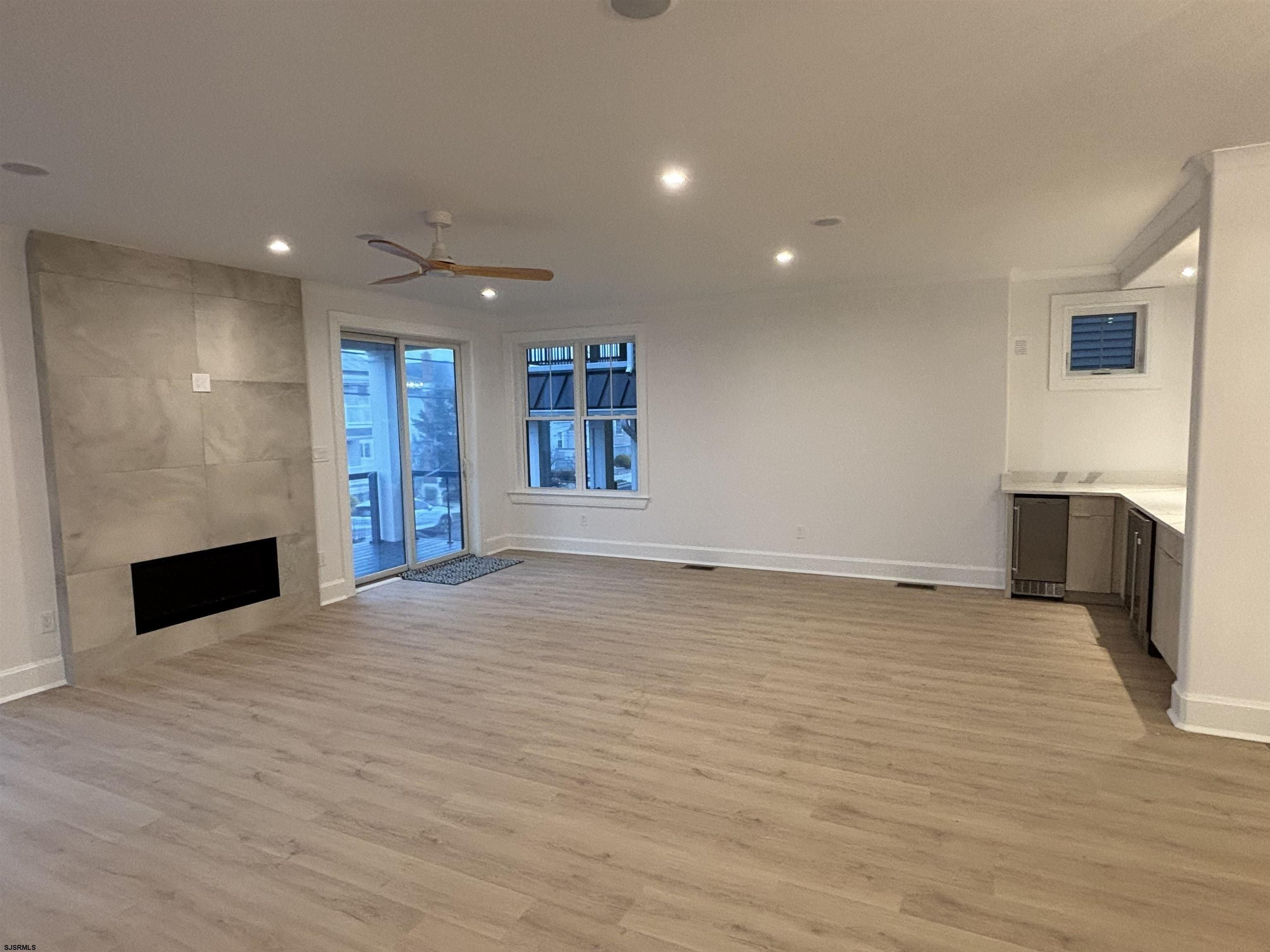 28 N Huntington Ave. Margate, NJ 08402