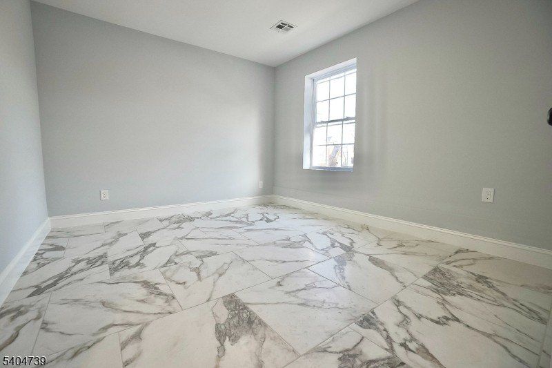 236238 Keer Ave. Newark, NJ 07112