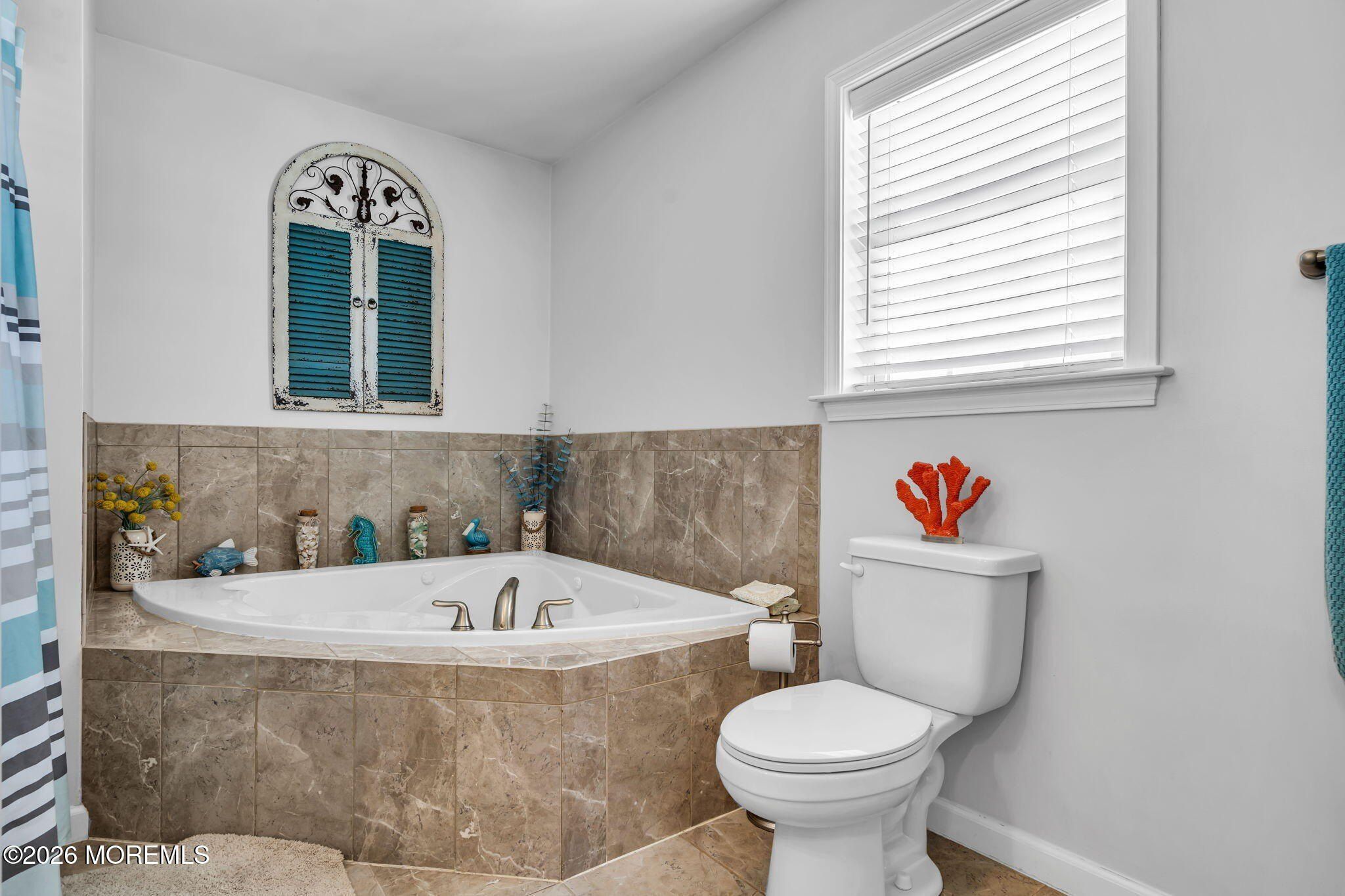 48 Albert Drive. Manahawkin, NJ 08050