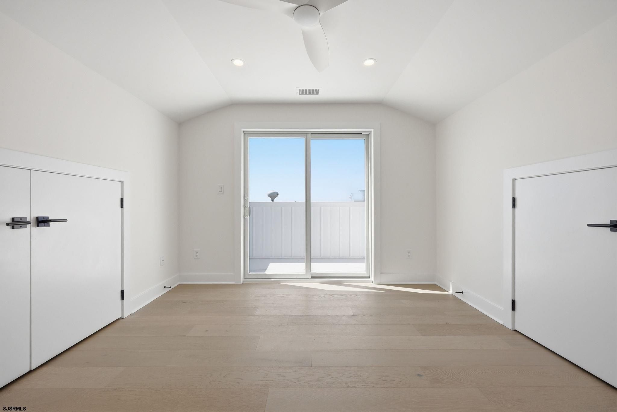 121 N Quincy Ave. Margate, NJ 08402