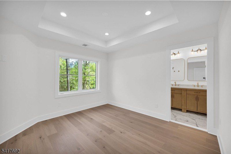 94 E Cedar St. Livingston, NJ 07039