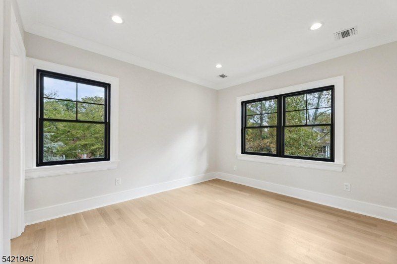 25 Beverly Rd. Madison, NJ 07940