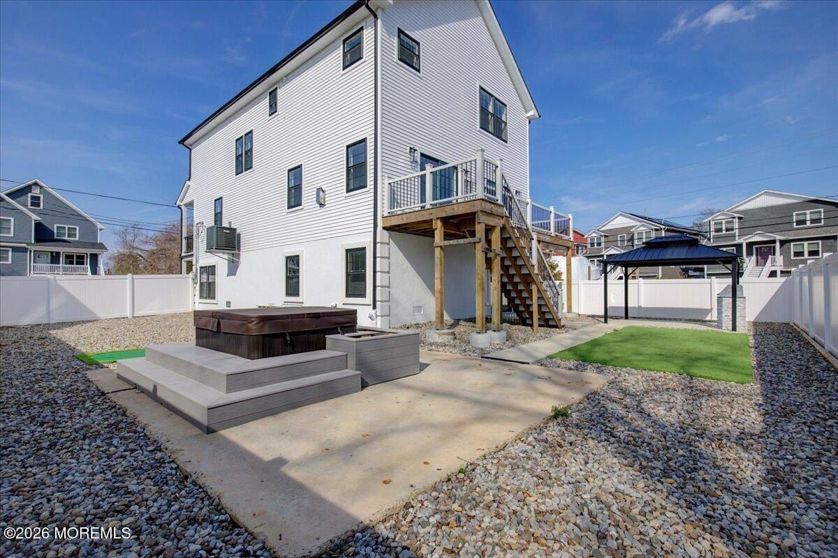 5 Shore Pine Drive. Brick, NJ 08723