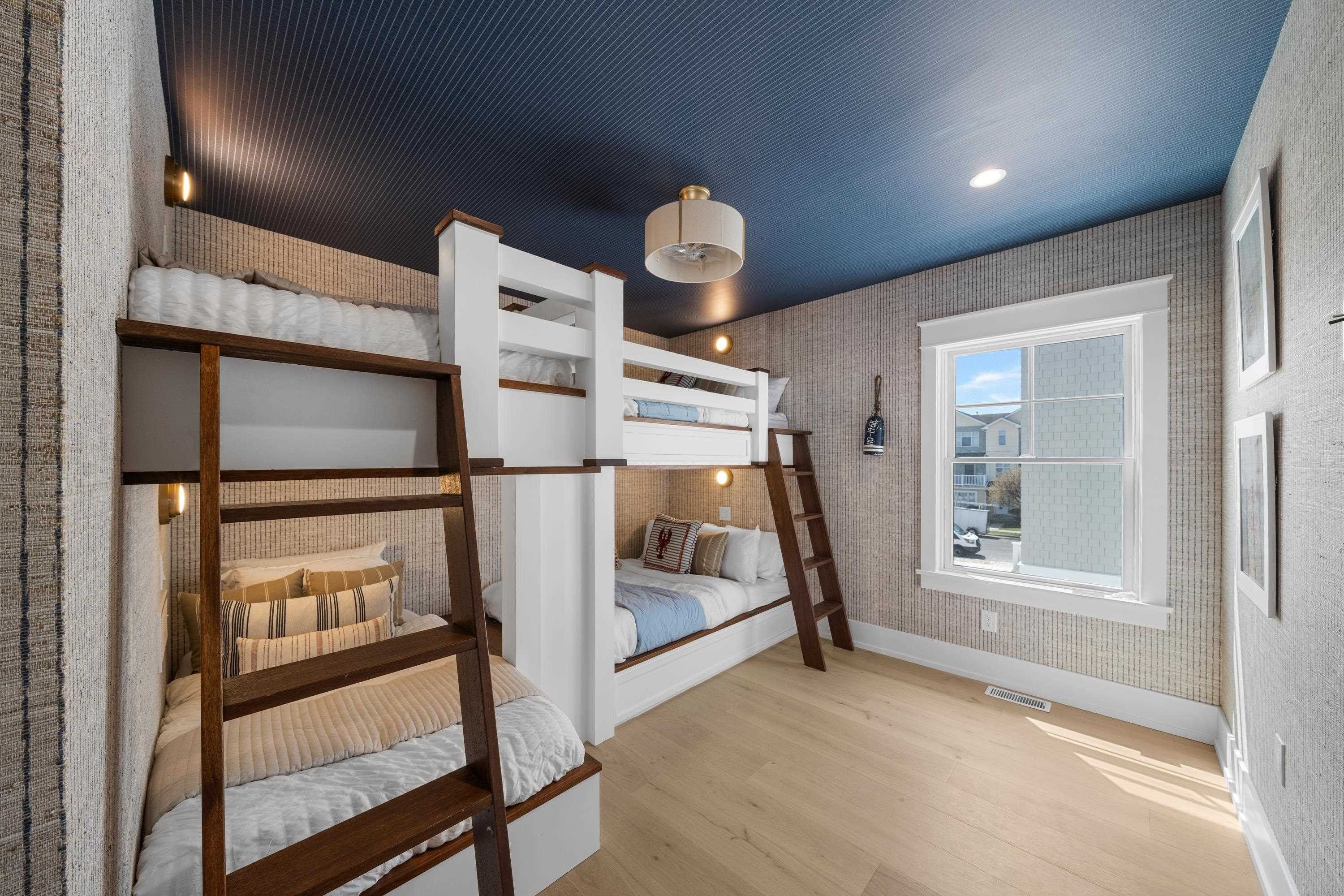 911 Surf. North Wildwood, NJ 08260