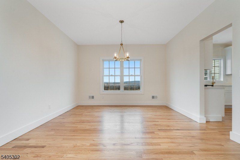 51 Staats Rd. Bloomsbury, NJ 08804