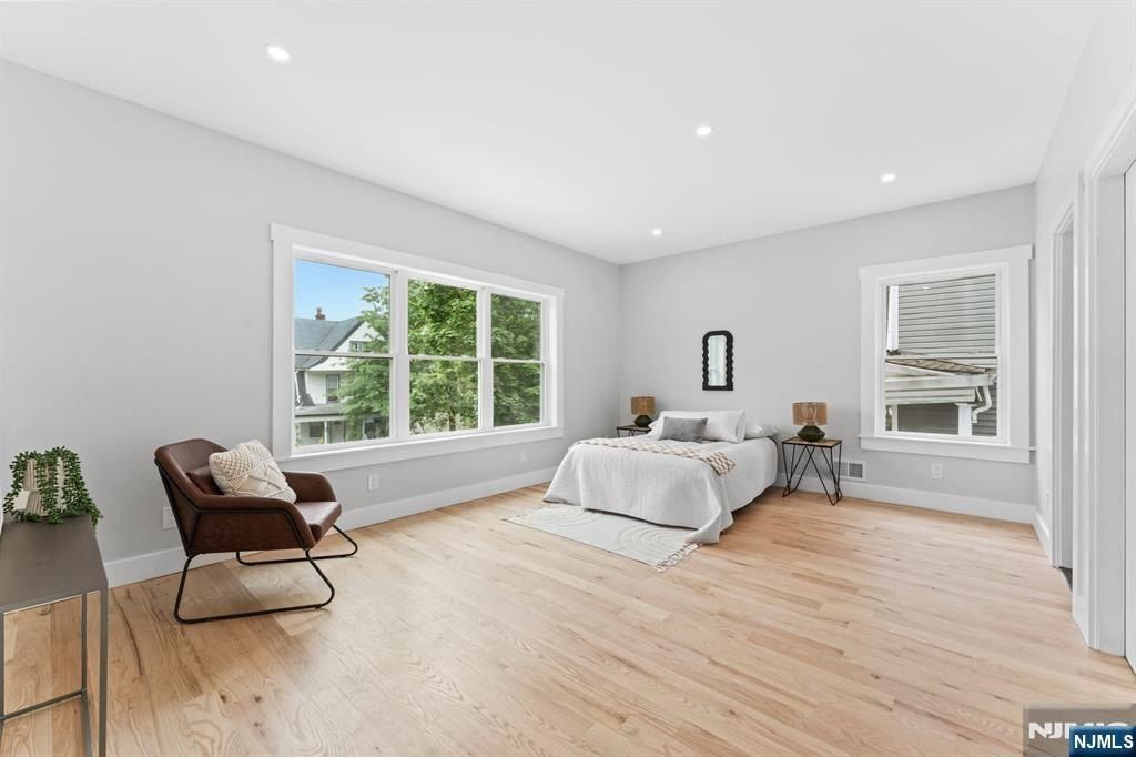 N Th. East Orange, NJ 07017